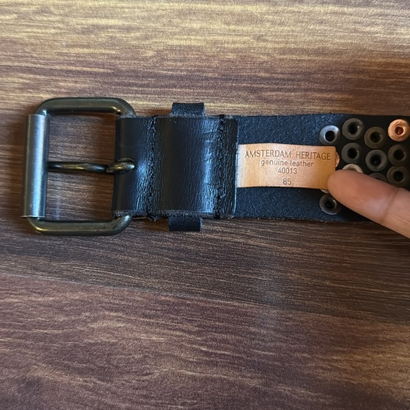 AMSTERDAM HERITAGE Unique Studded Leather Belt Size 85cm or US Small - Picture 2 of 7